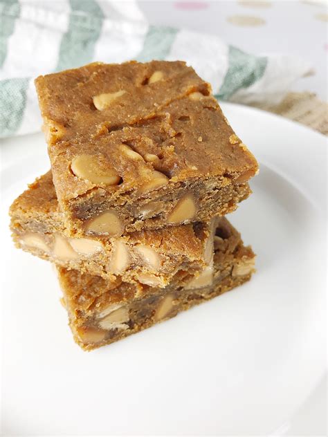 Healthy Chickpea Peanut Butter Blondies Kelly Lynns Sweets And Treats