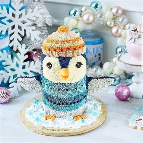 All you need is a pound of each basic ingredient like flour, eggs, butter, and sugar, and a little bit of creativity to decorate your cake. Christmas Cakes - Gorgeous Winter Cakes - Gazzed