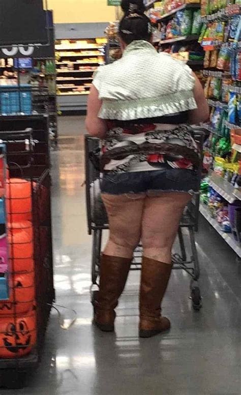 40 Hilarious People Of Walmart That Are On Another Level Wackyy