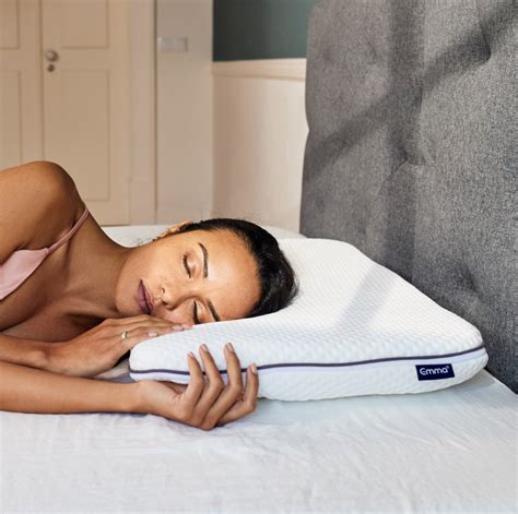 Why Do You Need Only The Best Sleeping Pillow For Neck Pain Urban