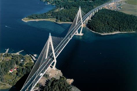 Went on a little trip with a friend to the westcoast of sweden today. Uddevalla bridge, Sweden | Landskap, Sverige, Bilder
