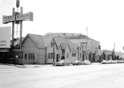Considered to be one of the most pivotal stars of the early days of hollywood, charlie chaplin lived an interesting life both in his films and behind the camera. A Very Interesting History: The Chaplin Studios - Eyes Of ...
