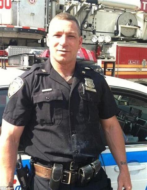 Nypd Officer Who Went Viral After Twerking At Pride Dies Daily Mail