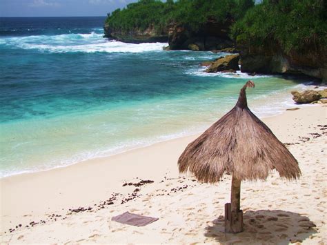 7 Stunning Hidden Beaches In Bali That You Need To Know