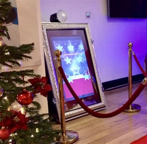 Aprende a subir fotos a instagram desde pc 2019. Magic mirror | Retro arcade games, Mirror photo booth ...