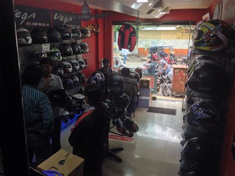 We have top brand helmets from mt, axxis,vemar, and caberg helmets.free spg offers dual certified ece/dot world standard motorcycle helmets. PROBIKER Helmets & Riding Gear Shop in Pune, Completes 6 Years
