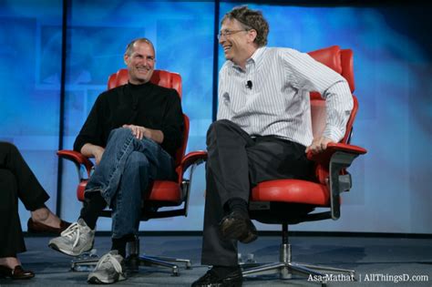 Steve jobs and bill gates daughters compete outside of the tech worldthere's a budding rivalry between the daughters of steve jobs and bill gates, stanford. Bill Gates Daughter Seen With iPhone - TechGreatest