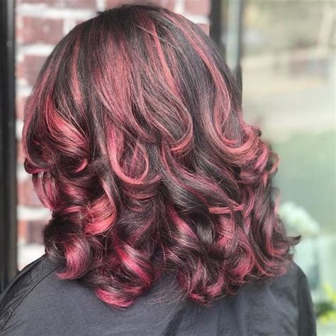Brown hair with pink highlights: top 10 ideas