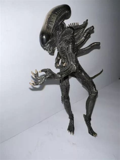 Mcfarlane Neca Ultimate 10 Inch Alien Vs Predator Xenomorph Avp Aliens