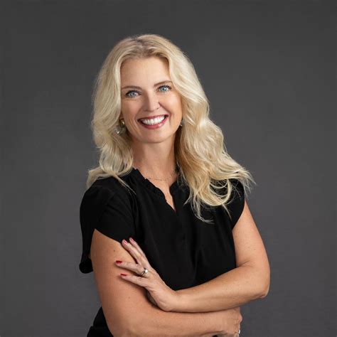 Lisa M Brown - State Farm Agent and Rocket Professional Loan Originator
