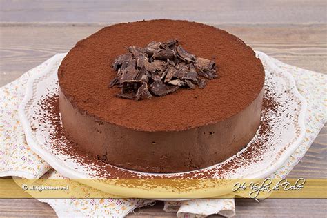 Tort cu duo mousse:de ciocolata,afine si crema de mascarponeingrediente pentru blat: Torta mousse al cioccolato ricetta facile | Ho Voglia di Dolce