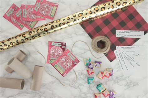 John lewis kraft snowflake fill your own crackers, set of 6. DIY Christmas Crackers • Tairalyn