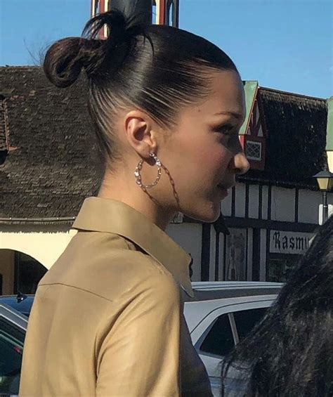 In this 3/4 angle view of bella hadid nose profile is much more dramatic. Pin by jay noel 🦋 on HAIR / HAIR STYLES | Bella hadid ...