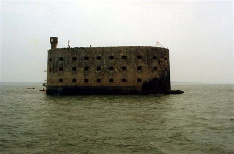 Fort Boyard Fort Boyard Is A Fort Located Between The Île Flickr