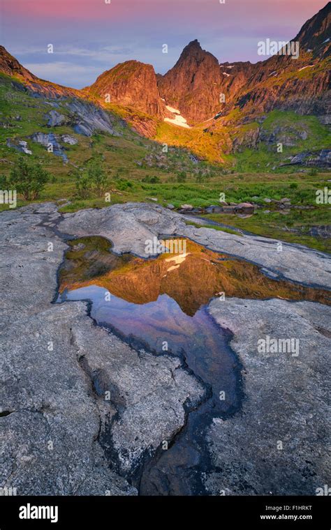 Scandinavian Mountain Hi Res Stock Photography And Images Alamy