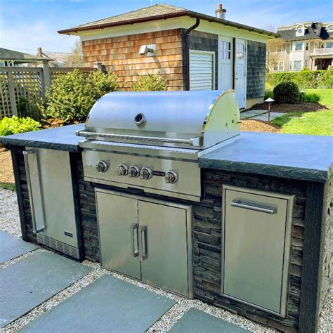 8 Grill Island With Luxury Grill Upgrade Stacked Stone Stone Gray