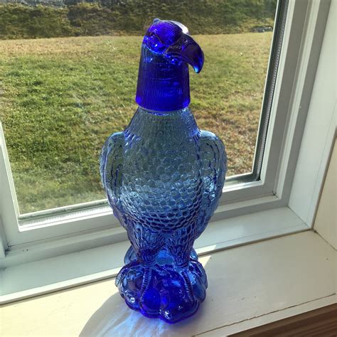 Eagle Vintage Mid Century Decanter Bottle Cobalt Blue Glass And Etsy Canada Bleu Cobalt Verre
