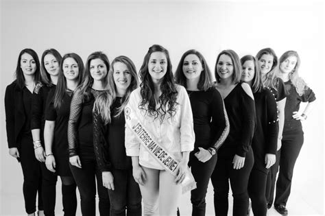 Après avoir réservé, vous aurez accès à des articles : Photographe EVJF et EVG à Paris - Studio Bontant
