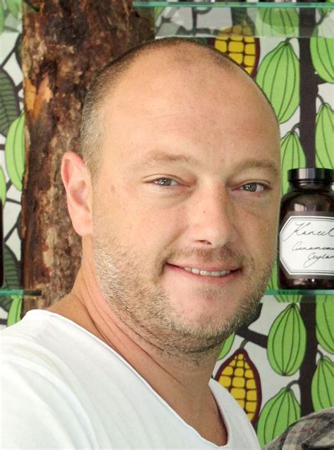 De vele restaurants en cafés zijn een lust voor levensgenieters. Dominique Persoone - chocolatier - 46 jaar | Brugge ...
