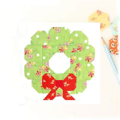 Christmas Wreath Quilt Block Pattern