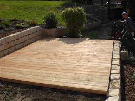 The perfect fit with an elegant slim silhouette is just one hallmark of their outstanding quality. Holzterrassen - Andreas Meier Garten- & Landschaftsbau