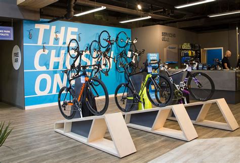 Tandems and breach cruiser bikes too… bike come is different sizes to fit your height. Brand Stores | Giant Bicycles | Retail | Whiteroom ...