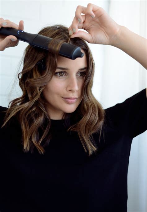 Curling medium hair, curling wand hairstyles, spiral curling iron. Hair How To: Classic Wave - Harper and Harley | Hair ...