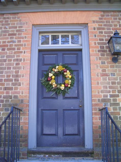 Colonial Williamsburg Christmas Door Virginia Garage Doors