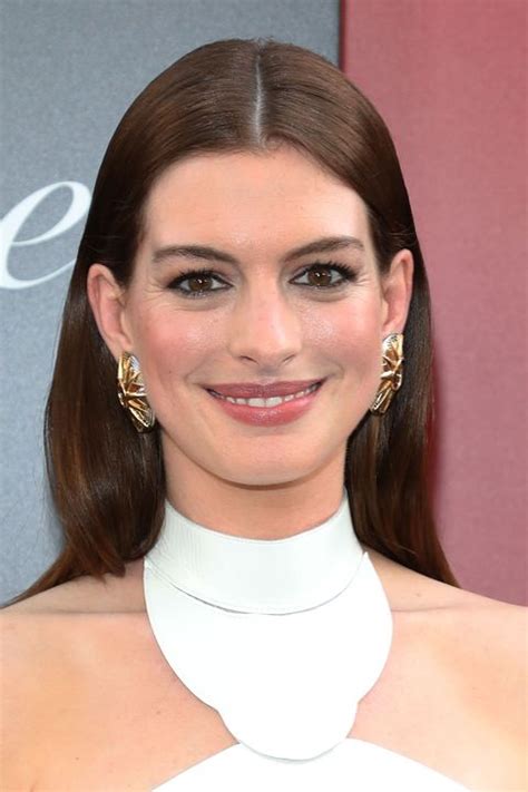 Of light to the hair and face. 2018 Hair Color Trends - New Hair Color Ideas for 2018