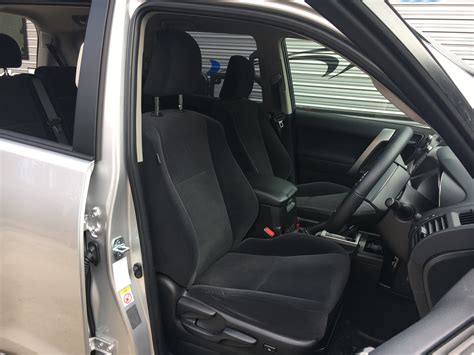 BLACK DUCK Seat Covers to suit Toyota PRADO 150 GX/GXL fronts