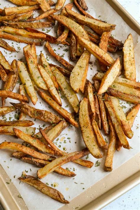 Air Fryer French Fries (Homemade and Crispy) | Small Town Woman