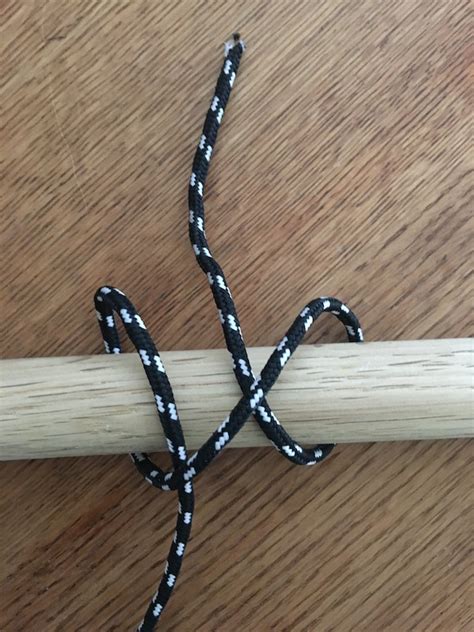 How To Tie The Clove Hitch Survival World