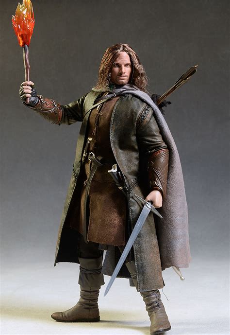 Review And Photos Of Lord Of The Rings Aragorn Sixth Scale Action