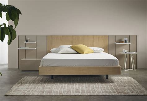 Rete alzante 1 movimento 160x200 con doghe in legno. Testiera per letto matrimoniale - PARS - Mobenia - moderna / in MDF laccato / con comodini