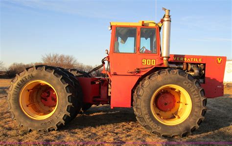 1973 Versatile 900 4wd Tractor In Walnut Ks Item D2251 Sold Purple