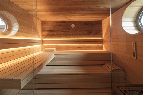 Jetzt wo alle schwimmbäder geschlossen sind, bieten sich zuhause natürlich ausgiebige bäder in der badewanne an. Sauna im Bad: Behaglich und wärmend | schwimmbad.de ...