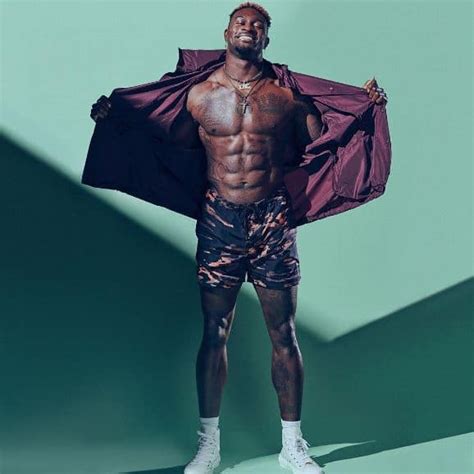 Everyone was already raving about dk metcalf, and then the ripped physical freak went and blew everyone's minds again. DK Metcalf Bio, Wiki, Net Worth, Dating, Partner, Age, Height