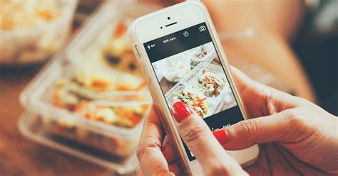 Instagram Is Making Us Believe We Have To Eat Bad Food To Be Trendy