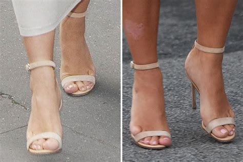 Kim Kardashians Swollen Feet Still Wearing Heels During Pregnancy