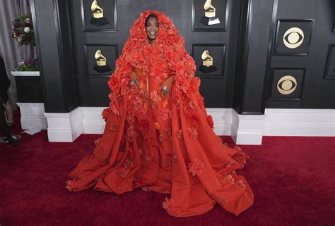 Grammys Fashion Lizzo Doja Cat Styles Wow On Red Carpet Wtop News