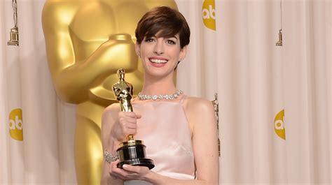 Oscars Winner Actress Anne Hathaway Hottest Boobs Pictures Hot Sex Picture