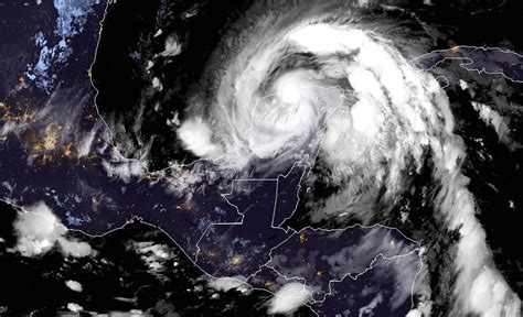 Us Gulf Coast Braces Again As Hurricane Zeta Takes Aim The Globe