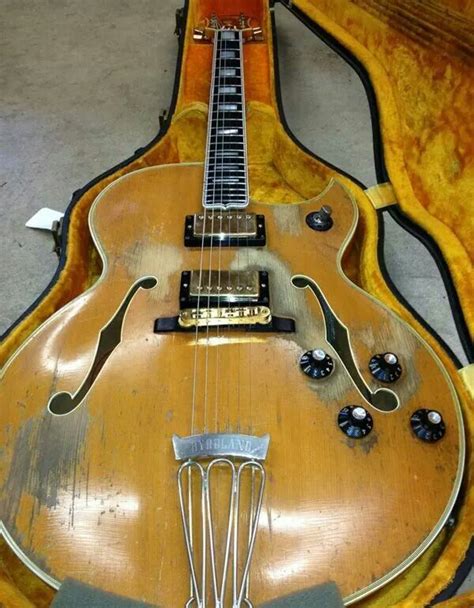 Ted Nugents 1963 Blond Gibson Byrdland Guitar Archtop Guitar Bass