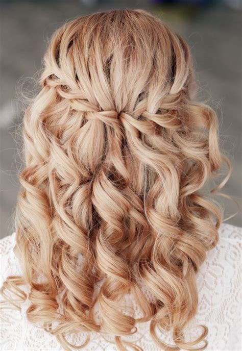 20 Beautiful Hairstyles For Prom Styles Weekly