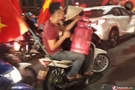 Lịch thi đấu bóng đá hôm nay mới nhất của các giải đấu: Hình ảnh cổ vũ bóng đá Việt Nam U23 đẹp nhất ý nghĩa ...