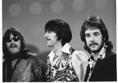 A Nice Vintage Photo Of Terry Kath Walt Parazaider And James Pankow 3