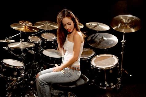 Lux Drummerette Baterista Banda Sacred Storm Female Drummer Girl