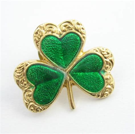 Green Enamel Shamrock Pin Vintage 3 Leaf Clover Brooch St Etsy