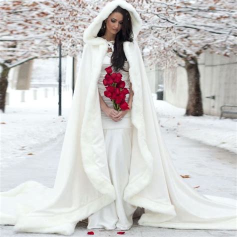 38 Fabulous Winter Wonderland Wedding Dresses Ideas