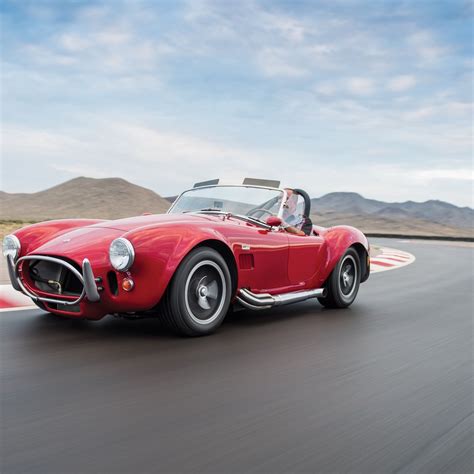 Download Wallpaper 1280x1280 Ford Shelby Cobra 427 Side View Ipad